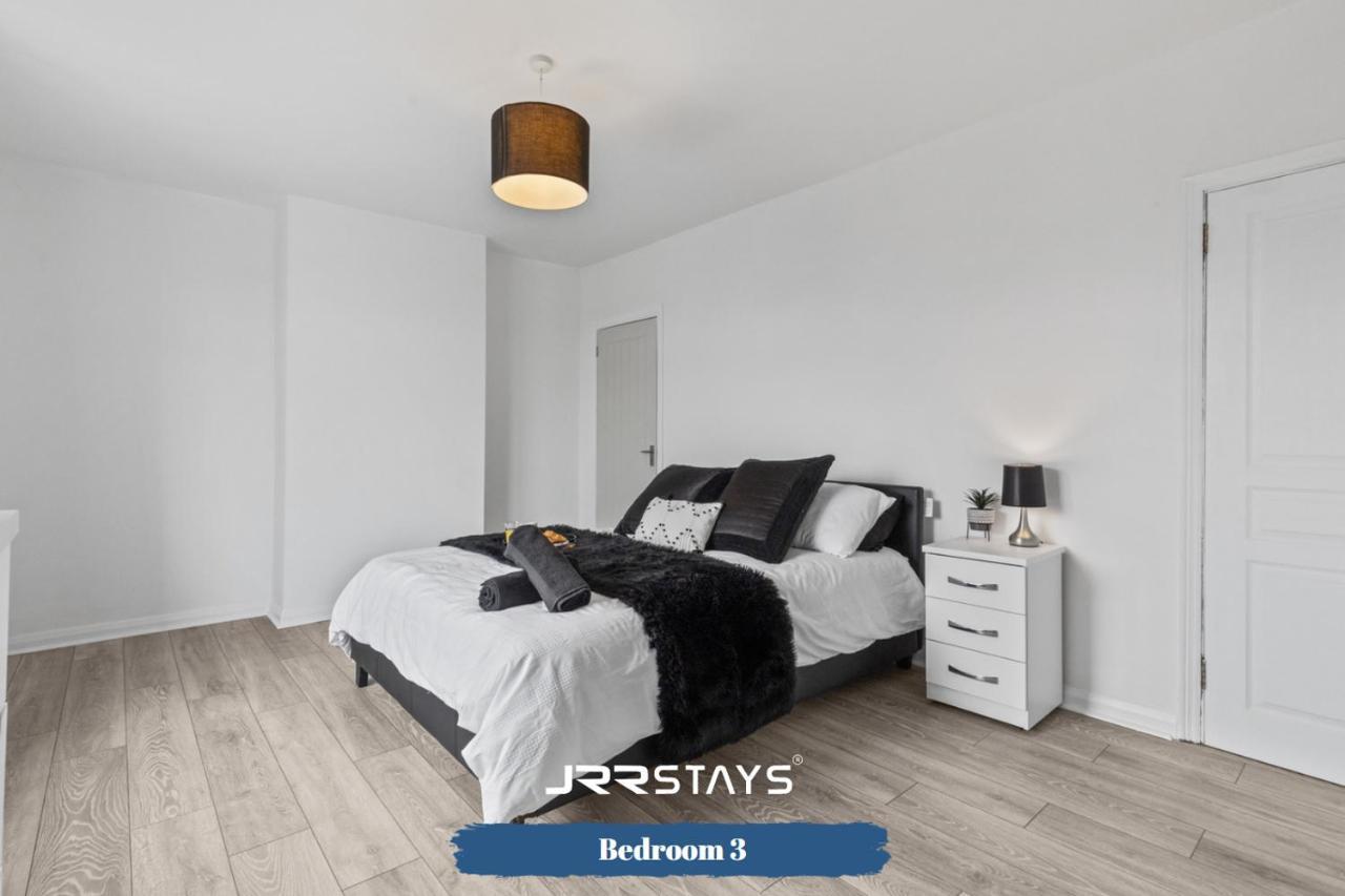 Nuneaton - Ideal 3 Bedroom, Wi-Fi Parking, Sleeps 6 - Jrr Stays Экстерьер фото